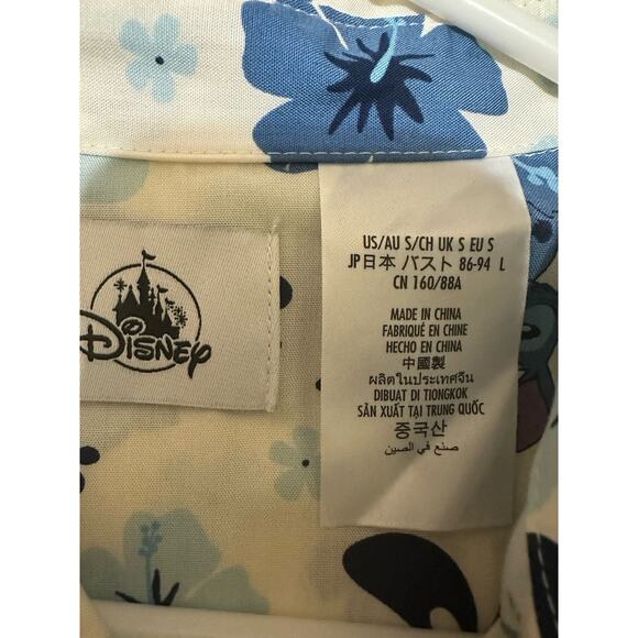 Disney Parks Lilo & Stitch Women Stitch Hibiscus Button Up Shirt Sz S Camp Shirt - Picture 3 of 10